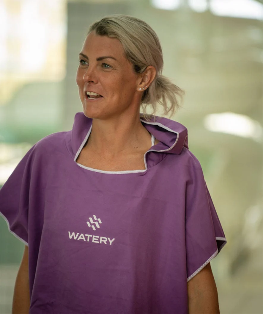 Watery bathing poncho for adults - Microfiber - Purple - Image 4