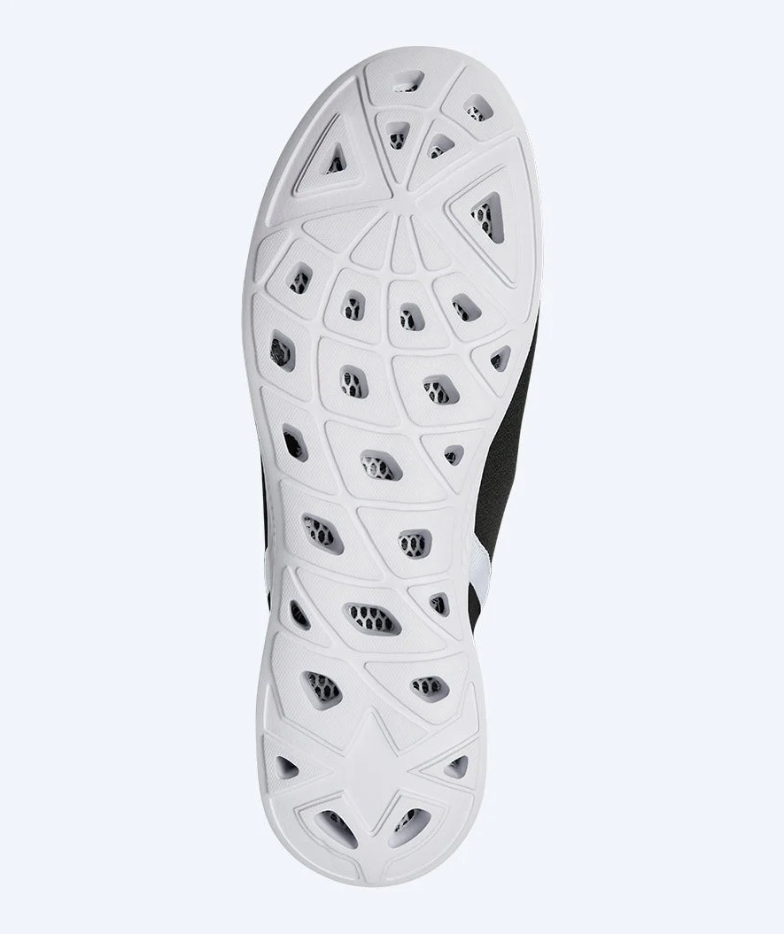 Watery water shoes for adults - Fletcher - Black - Image 3