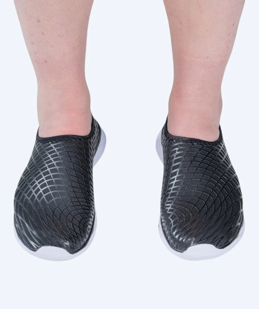 Watery water shoes for adults - Kawaii - Black - Image 12