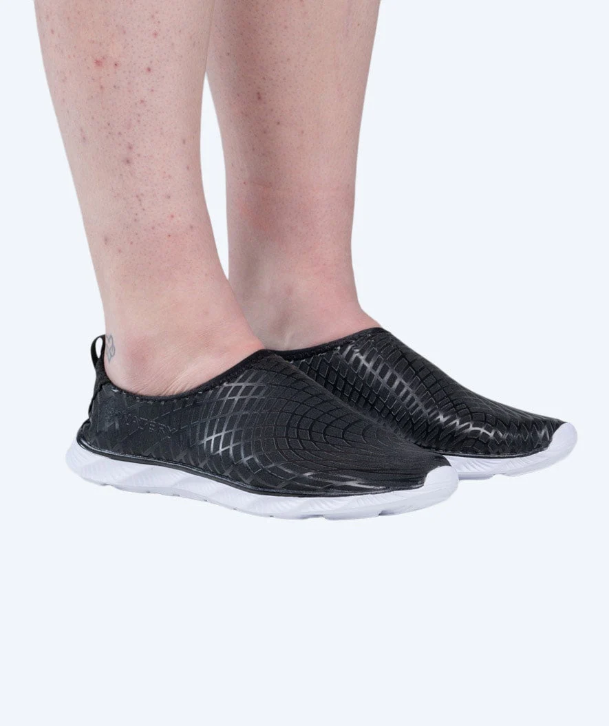 Watery water shoes for adults - Kawaii - Black - Image 17