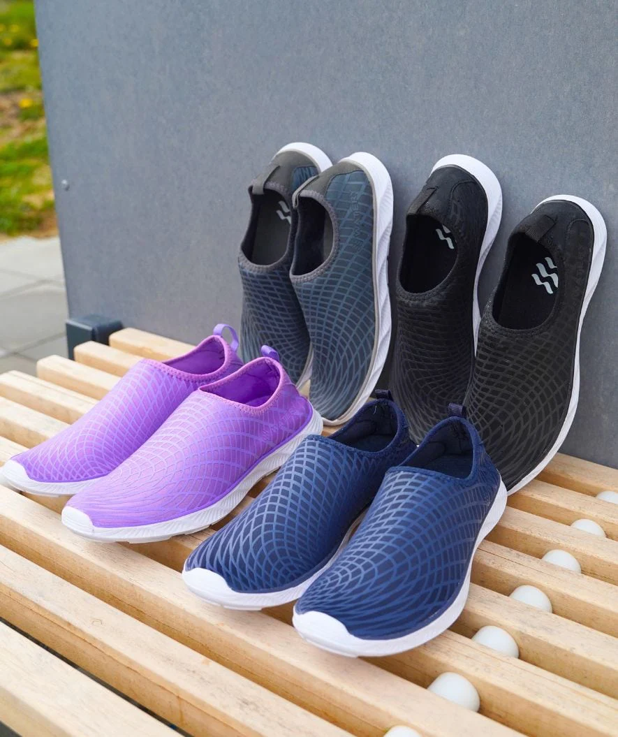 Watery water shoes for adults - Kawaii - Dark blue - Image 7