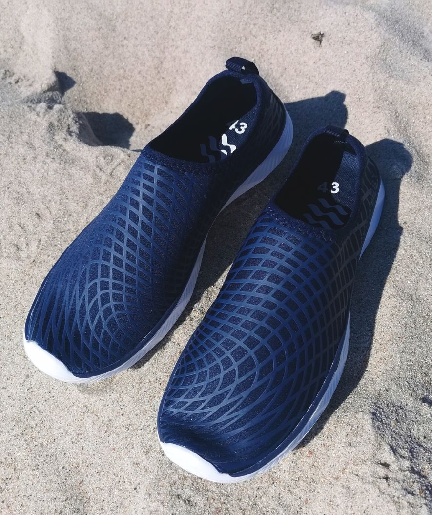 Watery water shoes for adults - Kawaii - Dark blue - Image 9