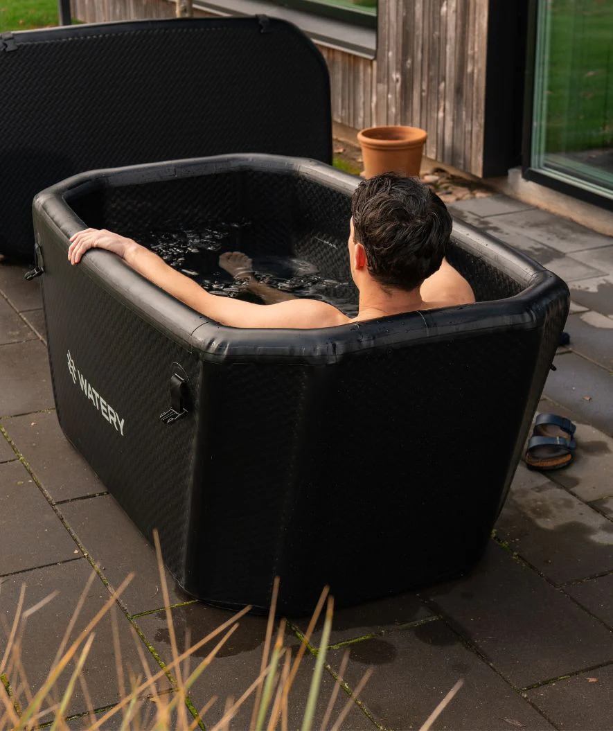 Watery inflatable cold plunge - Ace - Black - Image 10