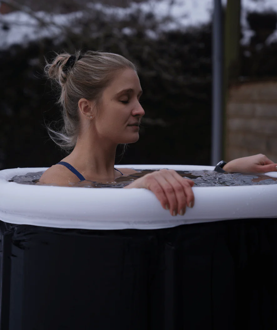 Watery inflatable cold plunge - Hero - Black - Image 6