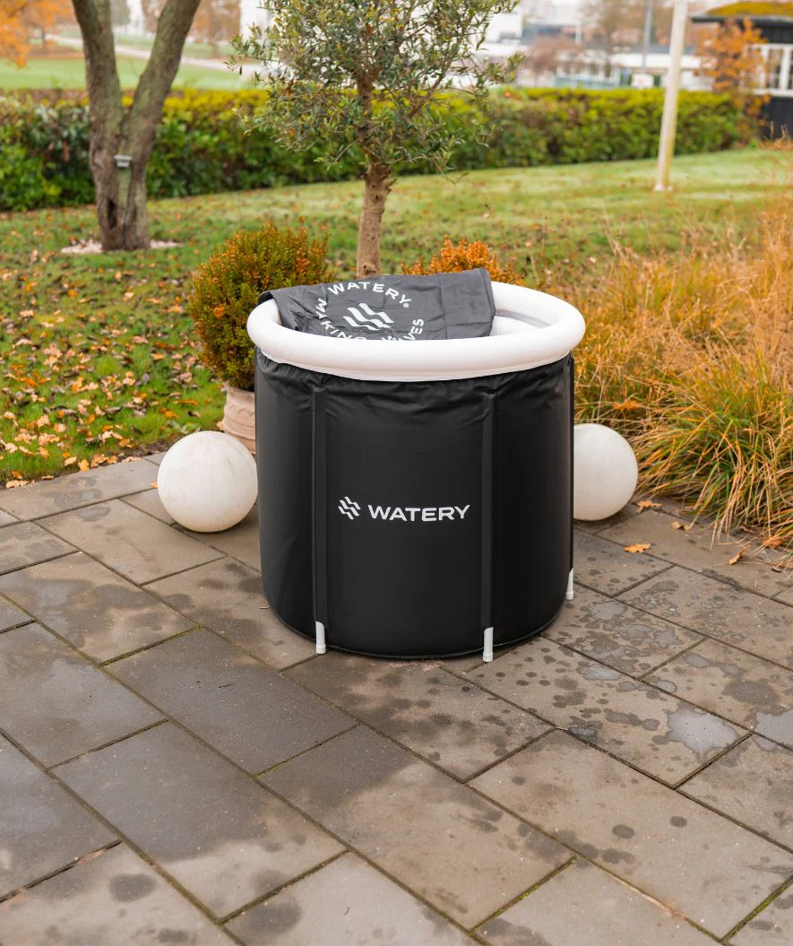 Watery inflatable cold plunge - Hero - Black - Image 9