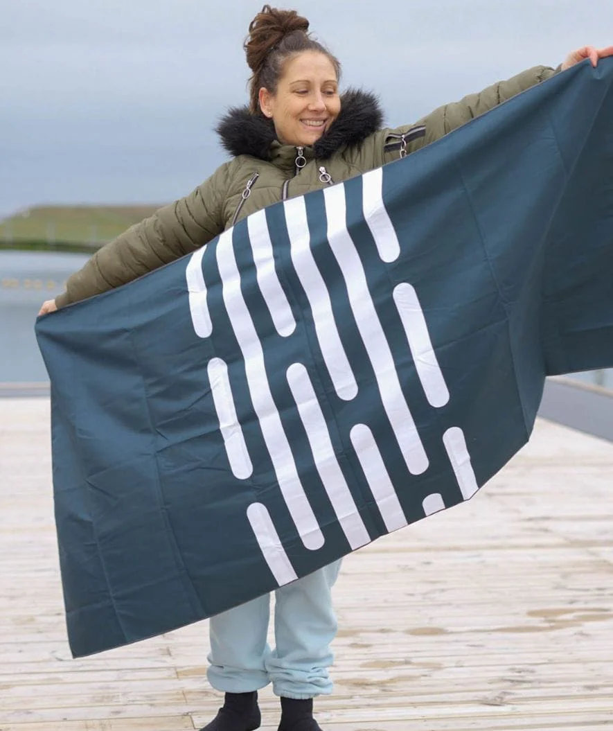 Watery microfiber towel (160 x 80 cm) - Eco Nebraska - Black - Image 5