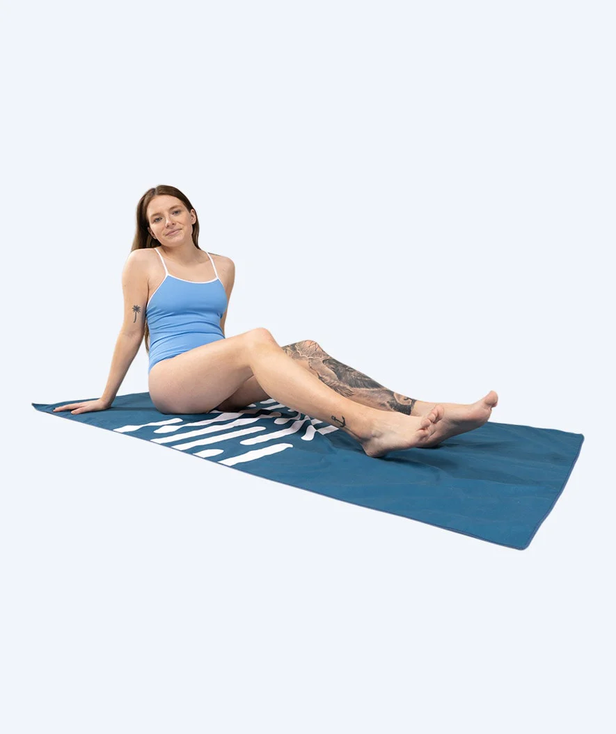 Watery microfiber towel (160 x 80 cm) - Eco Nebraska - Blue - Image 17