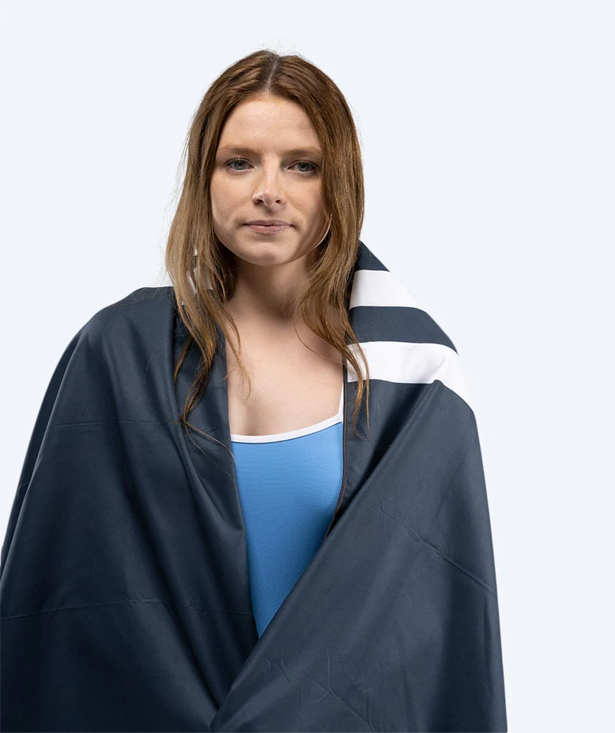 Watery microfiber towel (160 x 80 cm) - Eco Nebraska - Dark blue - Image 14