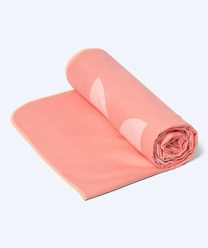 Watery microfiber towel (175 x 110 cm) - Rafferty - Blurish Pink - Image 2