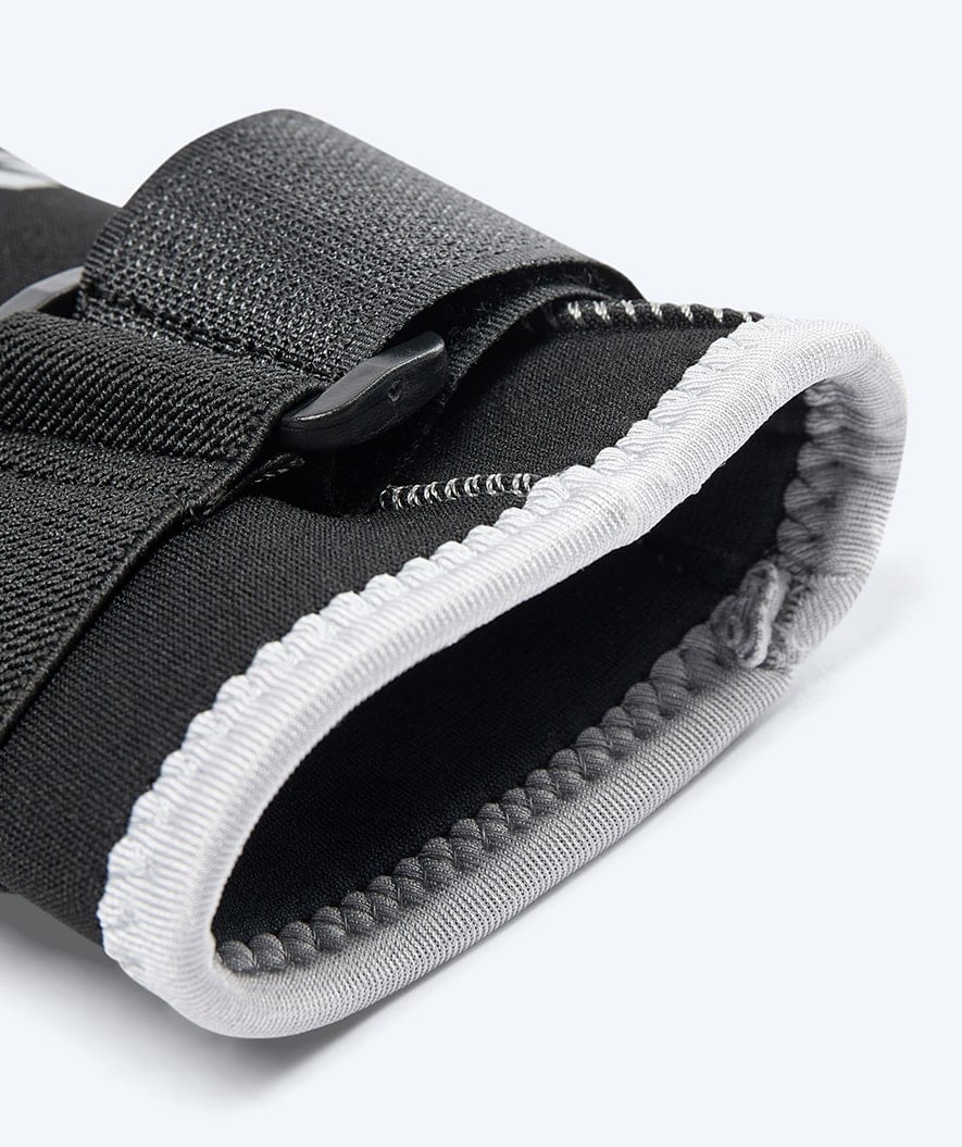 Watery neoprene gloves - Reptile (3mm) - Black - Image 8
