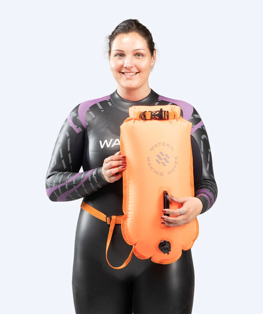 Watery sea bag - Swim Buoy & Dry Bag 28L - Orange - Image 3