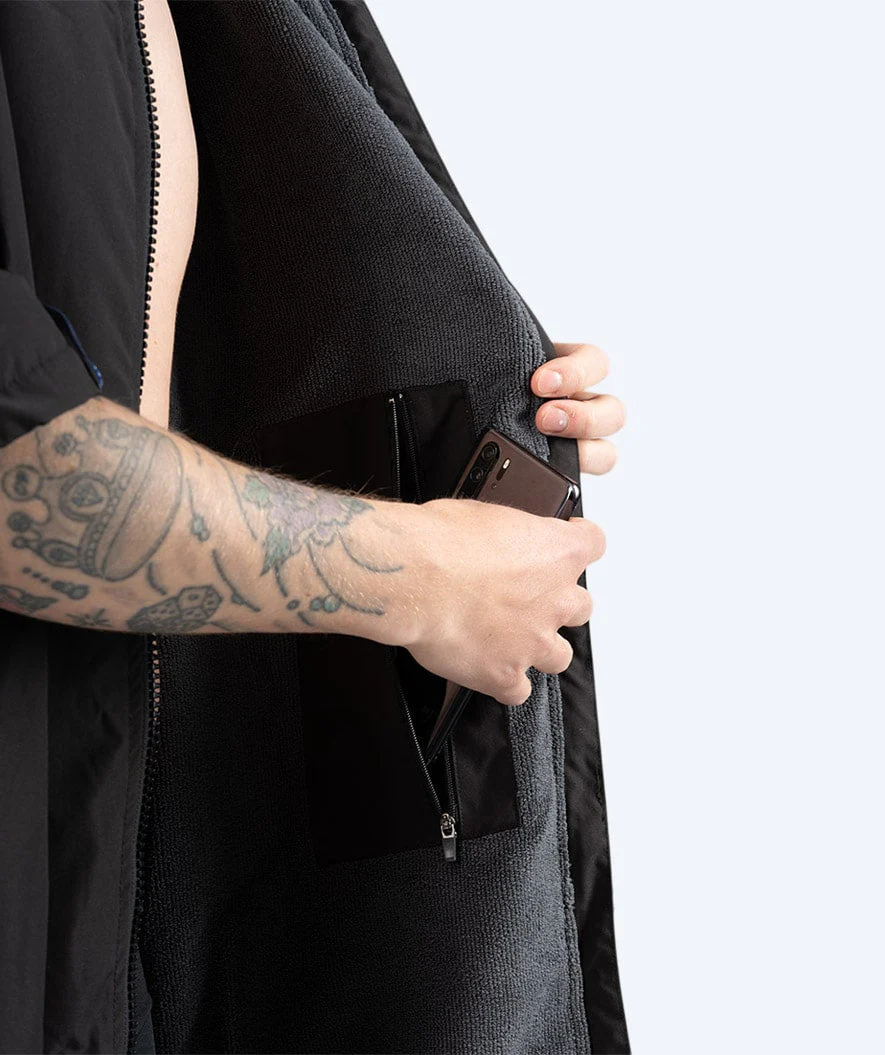 Watery surf poncho - Waterproof - Black - Image 14