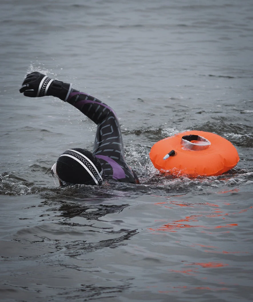 Watery swim buoy for swimming - Donut - Pink - Image 9