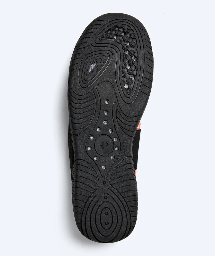 Watery water shoes for adults - Devera - Coral - Image 9