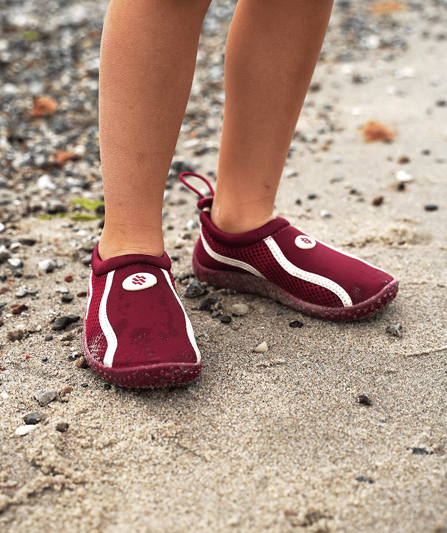 Watery water shoes for kids - Spinner - Red - Image 4