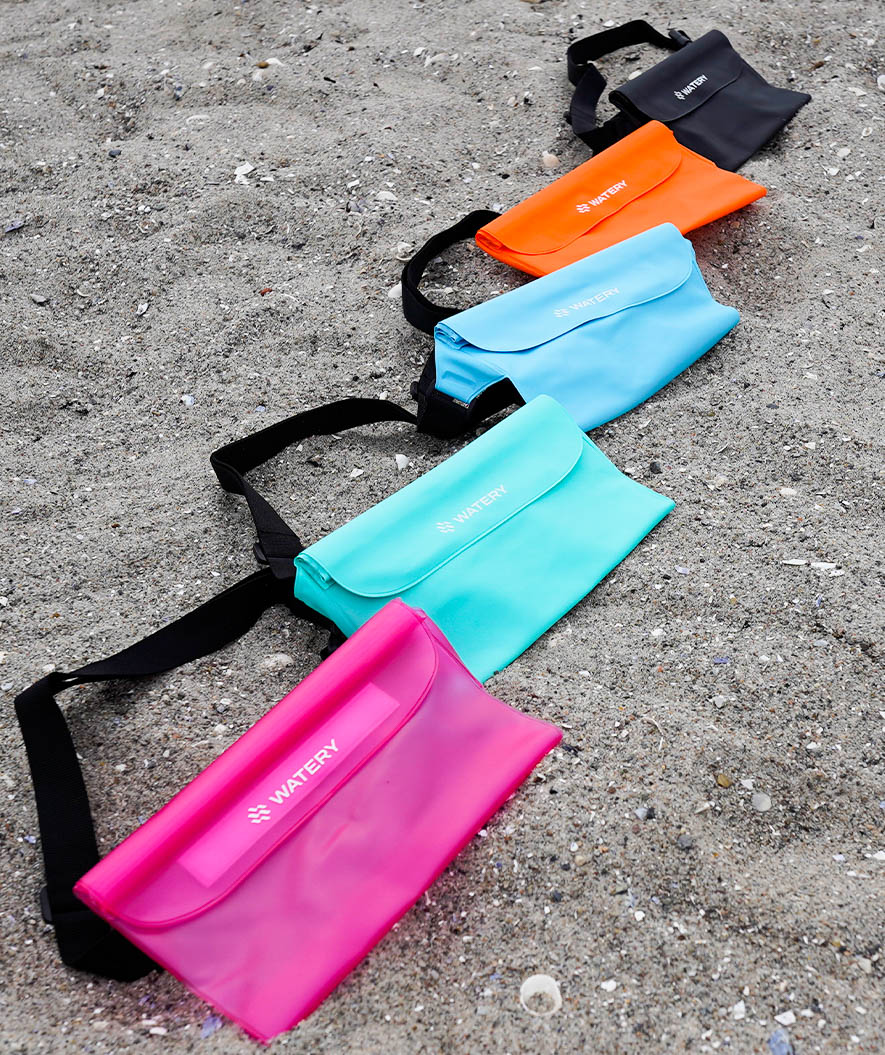 Watery waterproof bum bag - Talia - Mint green - Image 8