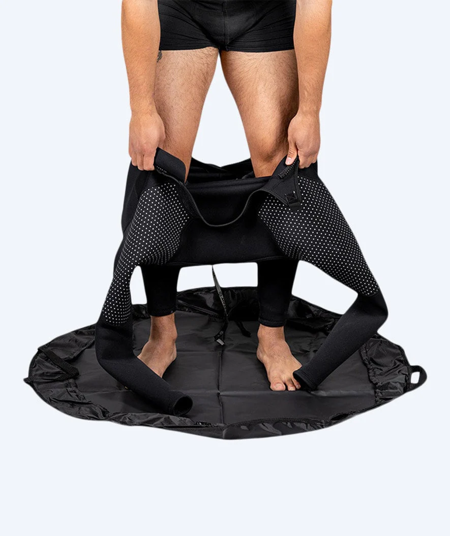 Watery wetsuit changing mat - Oxford - Black - Image 5
