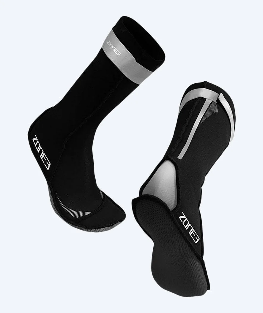 ZONE3 neoprene socks for open water - (2mm) - Black/silver